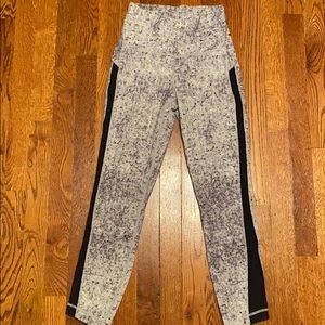 Lululemon - Wunder under limited edition
